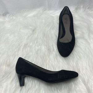 EuroSoft By Sofft Black Suede Heels Sz 7.5